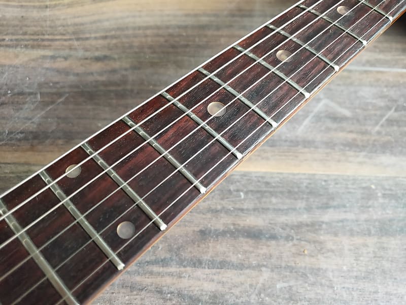 1970's Aria Diamond 1702T Mosrite Style Vintage Guitar (Made in