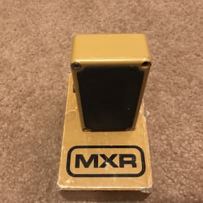 MXR Distortion + 1981 Block Logo With LED image 12