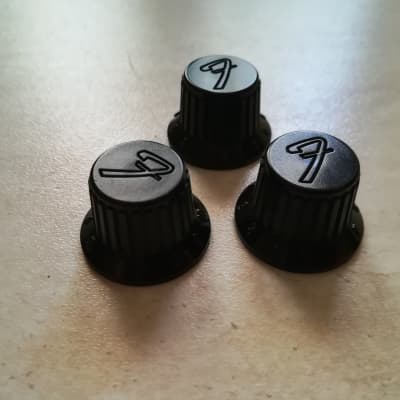 Fender Knobs F Logo, 1984/86 Japan Vintage (Fender