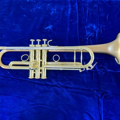 New Carol Brass CTR-5060H-GSS-SLB Professional Bb Trumpet,Satin Lacquered Bell; with Case, Mouthpiece image 5