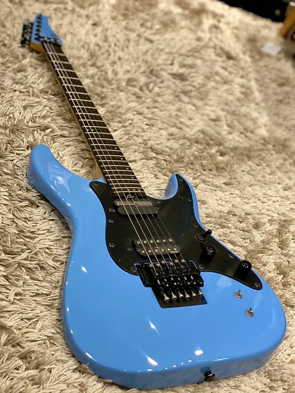 Schecter Sun Valley Super Shredder FR S with Floyd Rose Tremolo and  Sustaniac in Riviera Blue