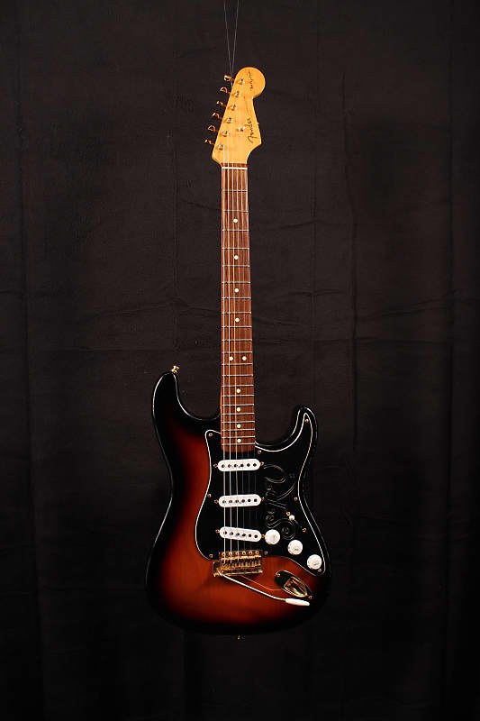 Fender SRV Stratocaster 2001 image 1