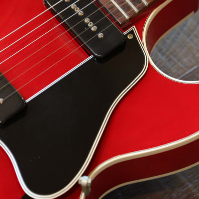 Gibson ES-135 Cherry Red 1995年製　ギブソン 1995 Gibson ES-135 Semi-Hollow Electric Guitar Cherry Red w