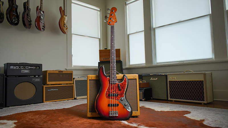 Fender American Vintage '62 Jazz Bass 1982 - 1984 | Reverb