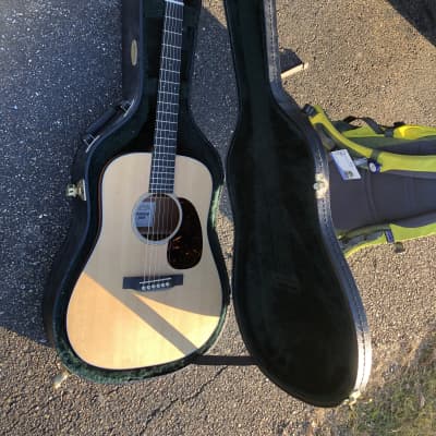 Martin dreadnought deals junior hard case