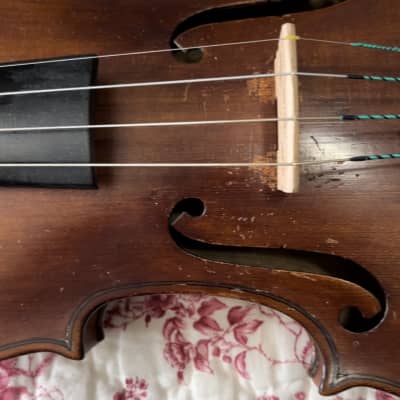 No Label 4/4 violin Appears from the 1930’s to1950’s - Wood image 4