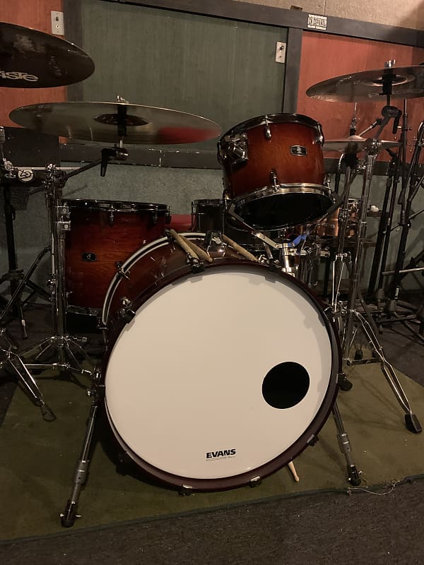 Yamaha Live Custom Oak Amber Shadow Sunburst 22x18, 13x9, Reverb