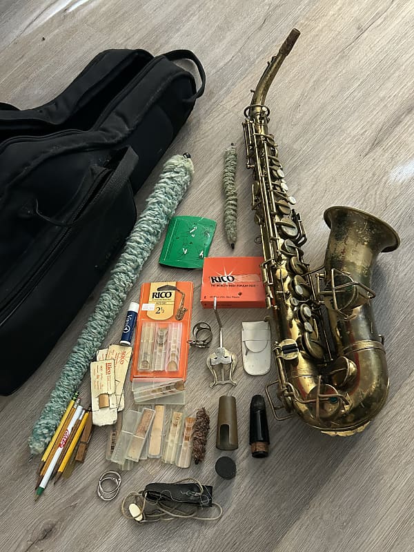 Wurlitzer Alto Saxophone 1950’s Yellow Brass Reverb