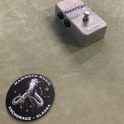 Electro-Harmonix Switchblade Nano Passive Channel Selector Pedal