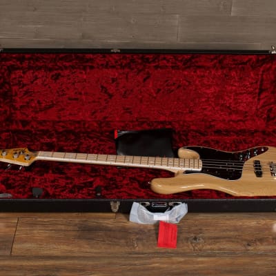Fender American Original 70s Jazz Bass Natural w/ Binding and Block Inlay w/ Case image 8