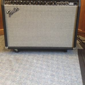 Fender ultimate chorus 2025 212
