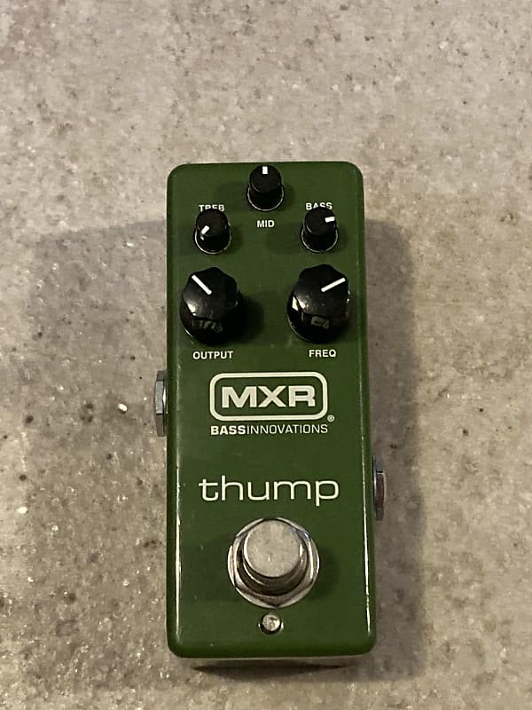 MXR M281 Thump Bass Preamp