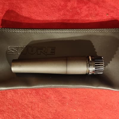 Shure SM57 Cardioid Dynamic Microphone w/ Mic Bag #1