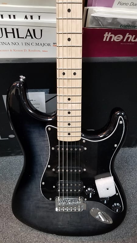 Squier By FENDER Stratocaster Affinity image 1