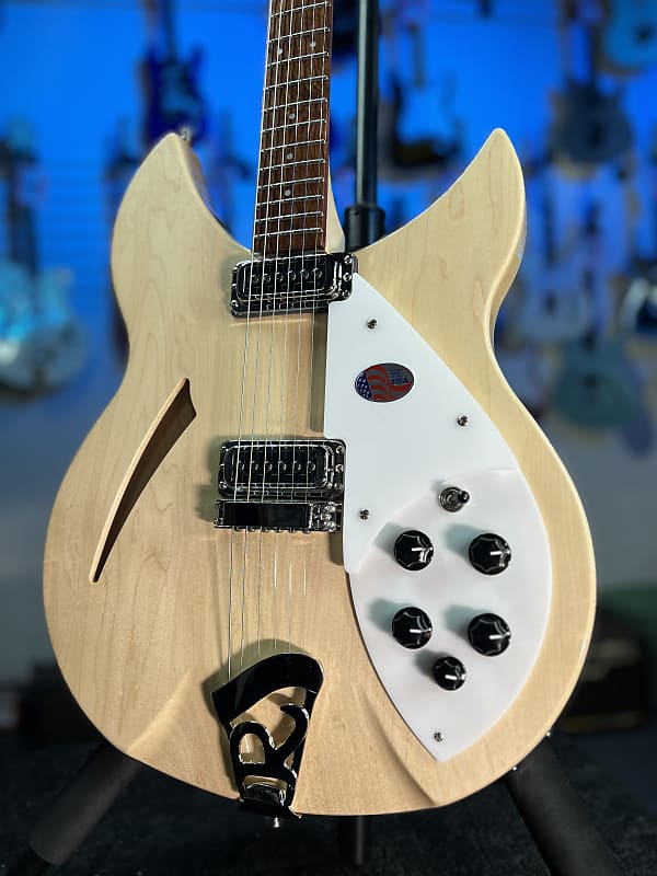 Rickenbacker 330 | Reverb