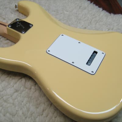 Fender 2023 MIM Stratocaster Player HSS Buttercream w/Fender Deluxe HSC image 5