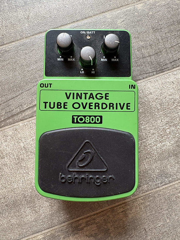 Behringer TO800 Vintage Tube Overdrive