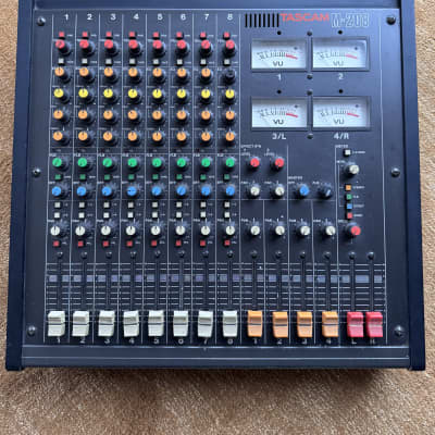 TASCAM M-208 | Reverb