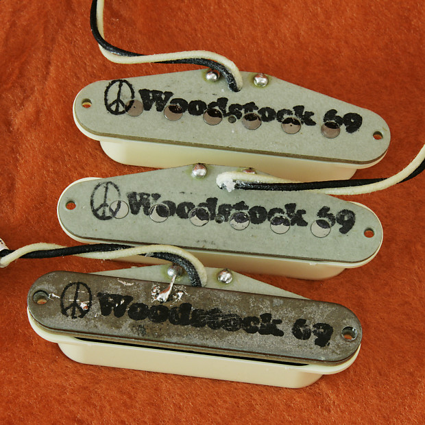 Lindy Fralin Woodstock '69 STRAT Pickup Set- Bass Plate/FREE | Reverb