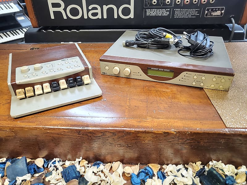 Hammond XM-1/XMC-1 Organ module with drawbar controller image 1