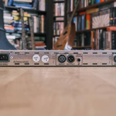 API 2500 Stereo Bus Compressor 2013 image 4