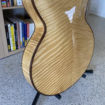 Yunzhi Archtop Guitar 16” image 7