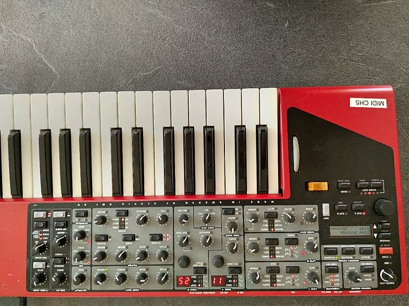 Clavia Nord Wave 49-Key 18-Voice Polyphonic Synthesizer Clavia Nord Wave 49-Key 18-Voice Polyphonic Synthesizer