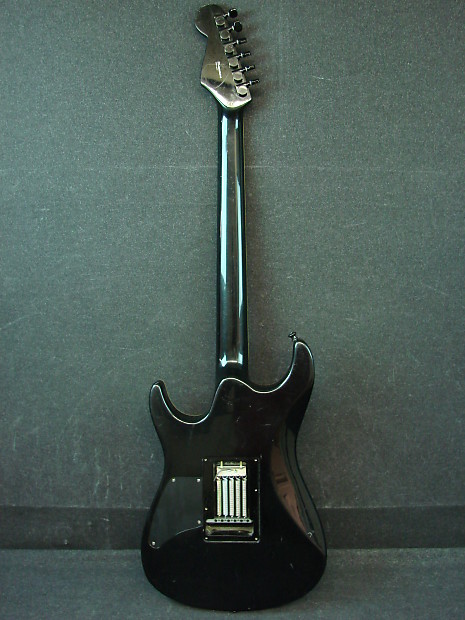 Fender Showmaster HH Black Finish Electric Guitar | Reverb Fender Showmaster HH Black Finish Electric Guitar | Reverb