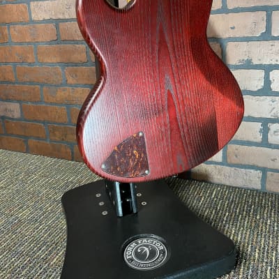 Form Factor Audio  Wombat 5 Short Scale (30”) Electric Bass Guitar Burgundy Ash, 100% Brushed Satin image 8