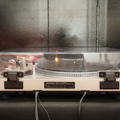 Technics SL-1600 MKII Fully Automatic Home Listening Vinyl Turntable - 100V image 11