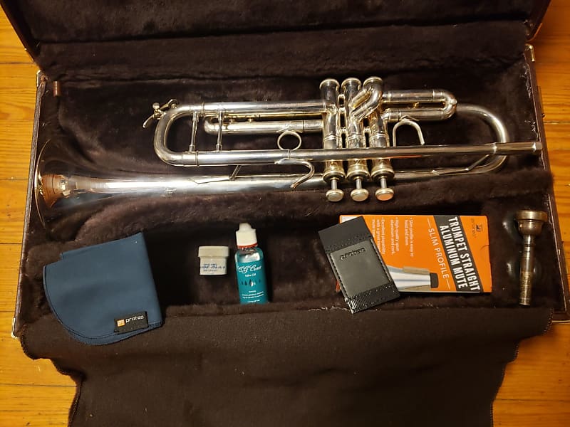 Gorgeous Bach Stradivarius 180S37 Silver Trumpet! Chem | Reverb