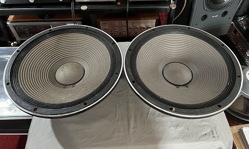 TAD TL-1601a one pair, excellent working condition, perfect with a JBL