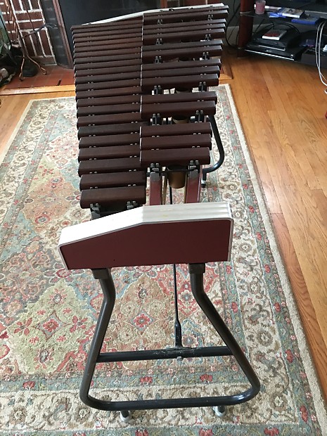 Saito Xylophone CB700 Rosewood Reverb
