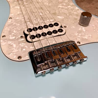 Fender Early 2001 Tom Delonge Daphne Blue Stratocaster +Bag & Tags Strat 55848 image 21