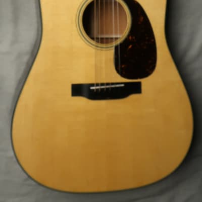 Martin D-18 Acoustic Guitar Natural image 2