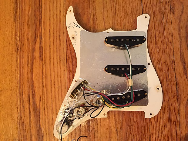 Loaded Pickguard Fender Deluxe Player Stratocaster Pickups Pots Etc
