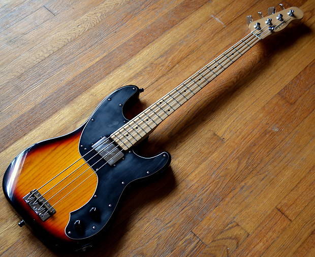 Squier vintage modified telecaster deals bass for sale