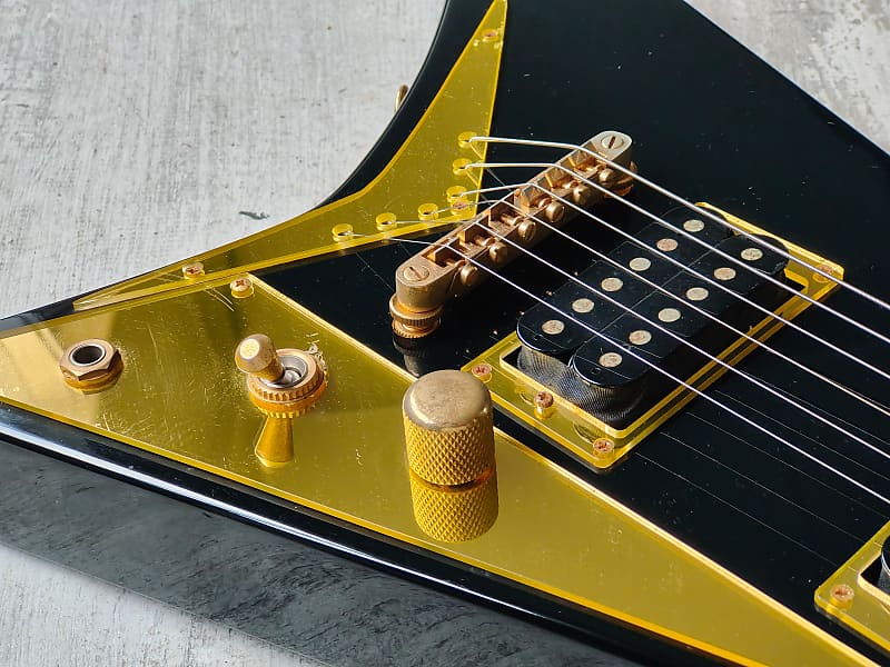 1990's Charvel (by Jackson Japan) 610-RR Short Scale Mini
