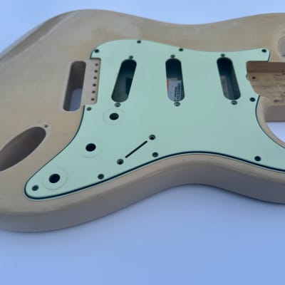 Dirk Witte | Fender USA Highway One Stratocaster 2007 - YouTube