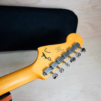 Fender Squier J Mascis Jazzmaster 2021 Vintage White Laurel Fretboard w/ Gig Bag image 13