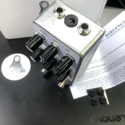 Brand New Pladask Elektrisk BAKLENGS Granular reverse delay/looper