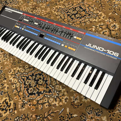Roland Juno-106 61-Key Programmable Polyphonic Synthesizer 1985 w/ Box (2nd owner) image 3