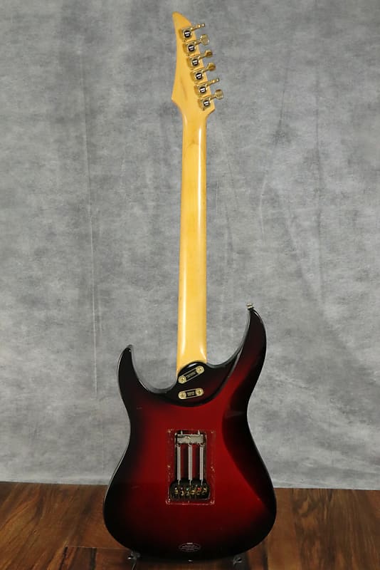 Yamaha Pacifica 1212 | Specifications