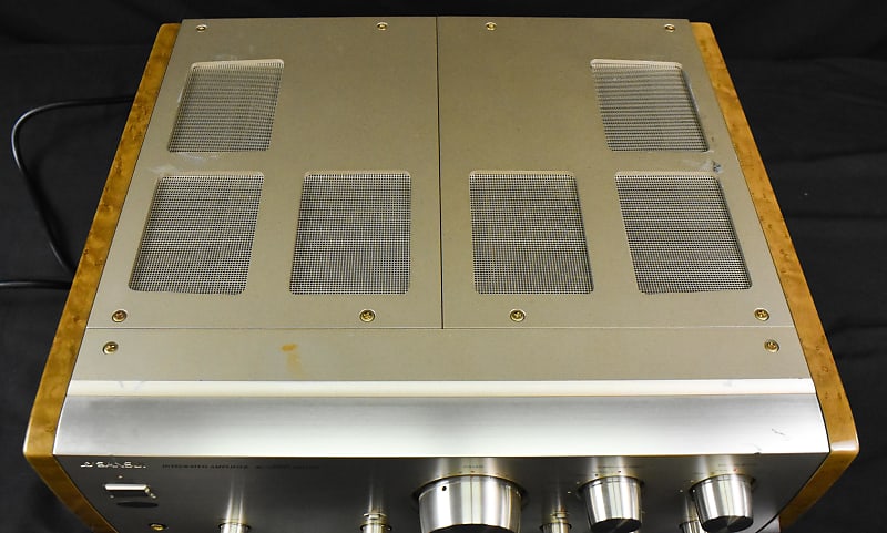 Sansui AU-α907 Limited Integrated amplifier in Excellent