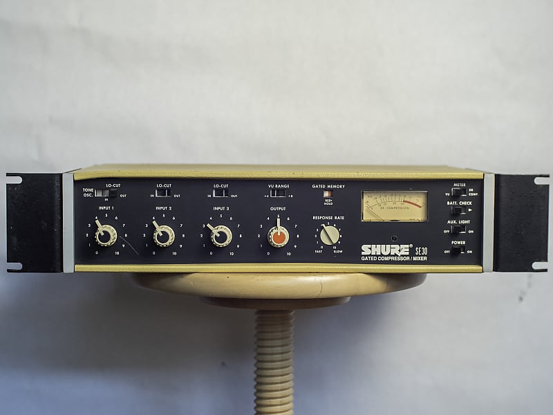 Shure SE30 Gated Compressor/Mixer with RackMount Reverb
