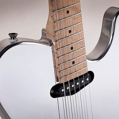 Noah SLIM Guitar 2020 Magic Mirror Chromed Aluminum Finish Made in Italy, New (Authorized Dealer) image 5