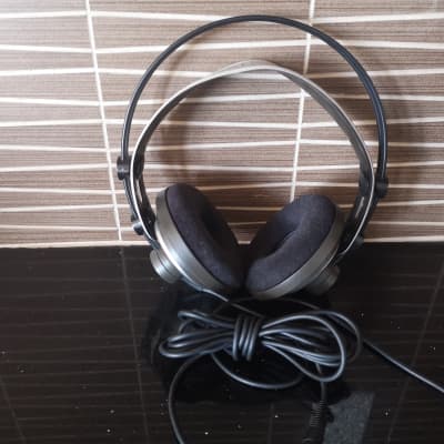 AKG K142HD High Definition On-Ear Headphones - Great Used