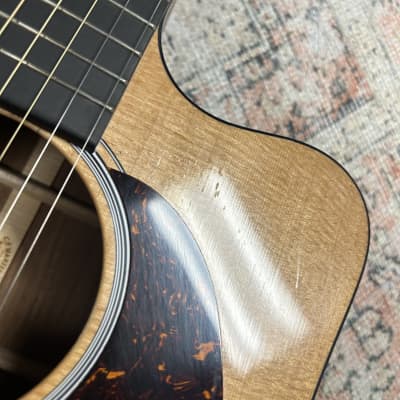 Martin Performing Artist DCPA4 Natural W/ Case image 5
