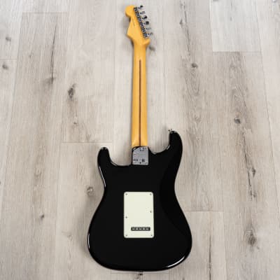 Fender American Professional II Stratocaster Guitar, Maple Fingerboard, Black image 6