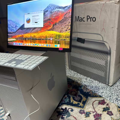 Apple Mac Pro 5,1 - 2010 - 12-core 3.46GHz - 112GB/4,5TB SDD+HDD